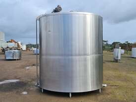 10,600lt STAINLESS STEEL TANK, MILK VAT - picture2' - Click to enlarge