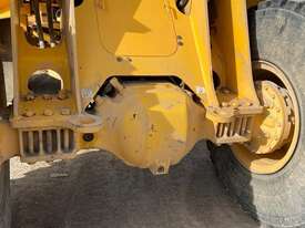 Volvo L90D - picture2' - Click to enlarge