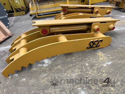 SEC Excavator Hydraulic Thumb - Fits 25-35 Ton Machines - Superior Grip and Durability