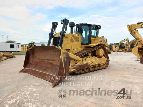 CAT D8T Track Type Tractors