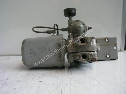 caption Foxboro 15A-1 Pressure Transmitter.