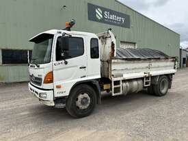 2009 Hino 500 Tipper (Ex-Council) - picture0' - Click to enlarge