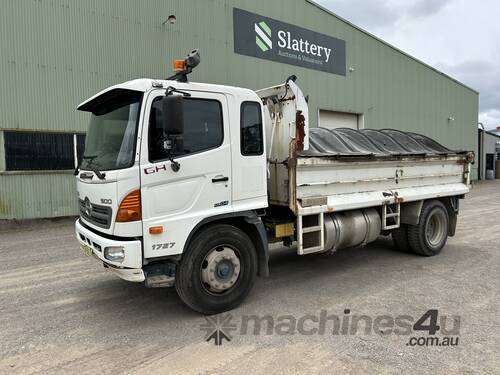 2009 Hino 500 Tipper (Ex-Council)