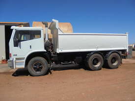 ACCO 6 WHEEL TIPPER 1999 . 2350G - picture0' - Click to enlarge