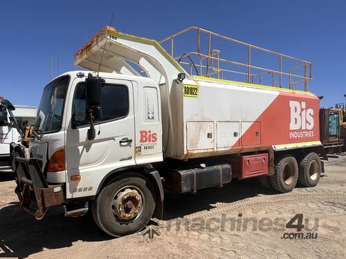 2012 Hino 500 Service Truck