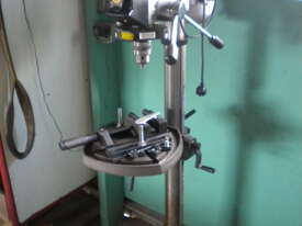 Pedestal drill model B16RM  - picture0' - Click to enlarge