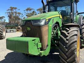 2020 John Deere 8R 250 Row Crop Tractors - picture2' - Click to enlarge