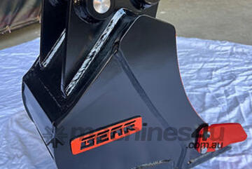 AUSTRALIAN MADE Gear Attachments Gummy Bucket 1.2-1.8T to suit Mini Excavators
