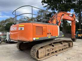 2015 Hitachi ZX350LCH-3 - picture1' - Click to enlarge