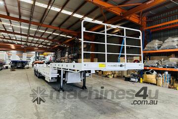 Stonestar Deck Widener Trailer with Zero Degree Ramps Stonestar Deck Widener Trailer with Zero Degree Ramps
