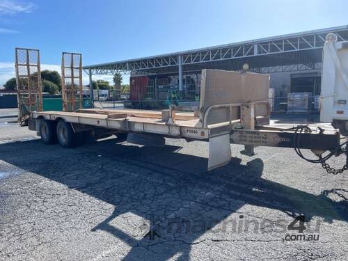 2006 Beavertail Trailers Australia Tandem Axle Tandem Axle Plant Trailer