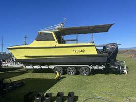 Power Cat Fibreglass Twin Hull Half Cabin - picture1' - Click to enlarge