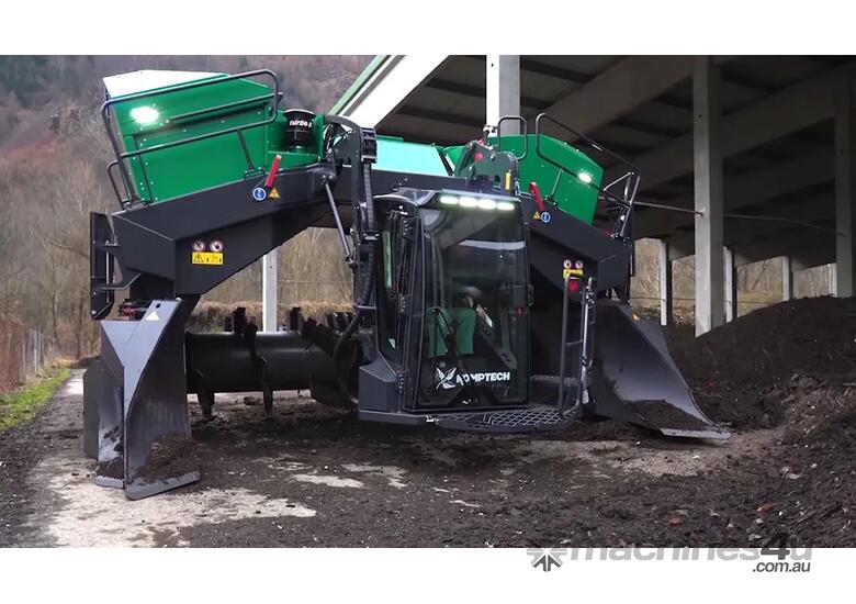 caption Komptech X5000 Topturn Windrow Turner