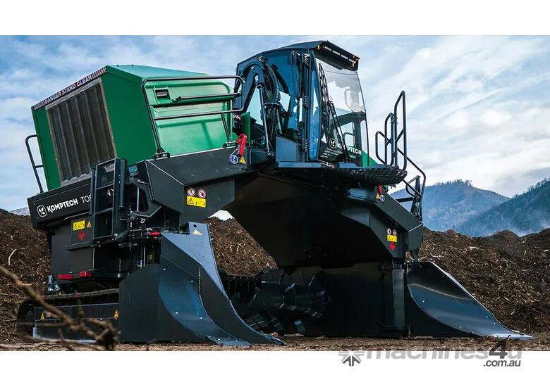 caption Komptech X5000 Topturn Windrow Turner