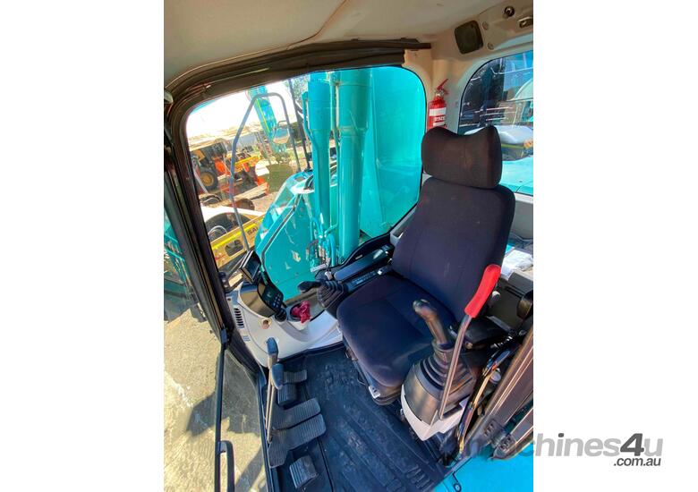 caption 2018 KOBELCO SK235SR-2 Excavator 25tn with Buckets