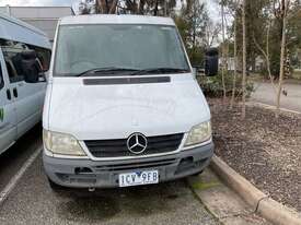 2005 Mercedes Benz Sprinter Bus - picture0' - Click to enlarge