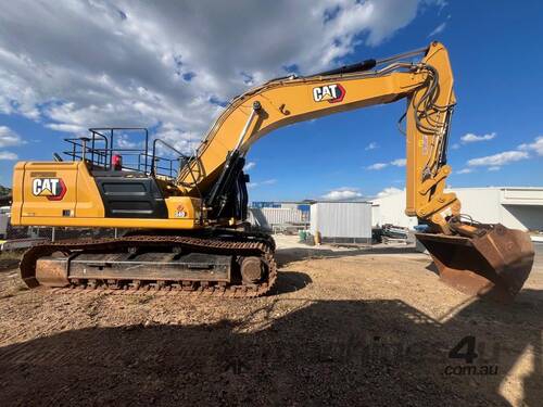 2022 Caterpillar 340 3D Track Excavator + Bucket: As New Condition!