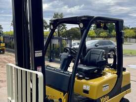 YALE GLP25VX Counterbalance Forklift - picture2' - Click to enlarge