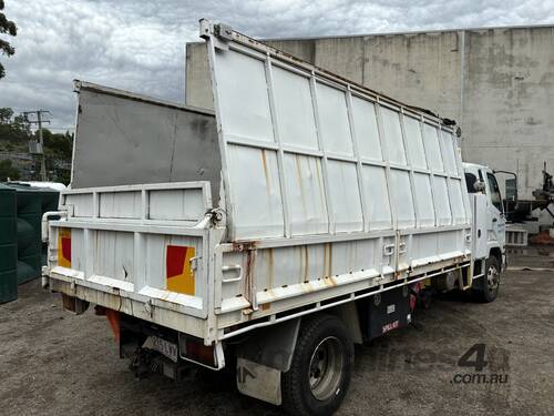 2009 Mitsubishi FK 600 4x2 Tipper