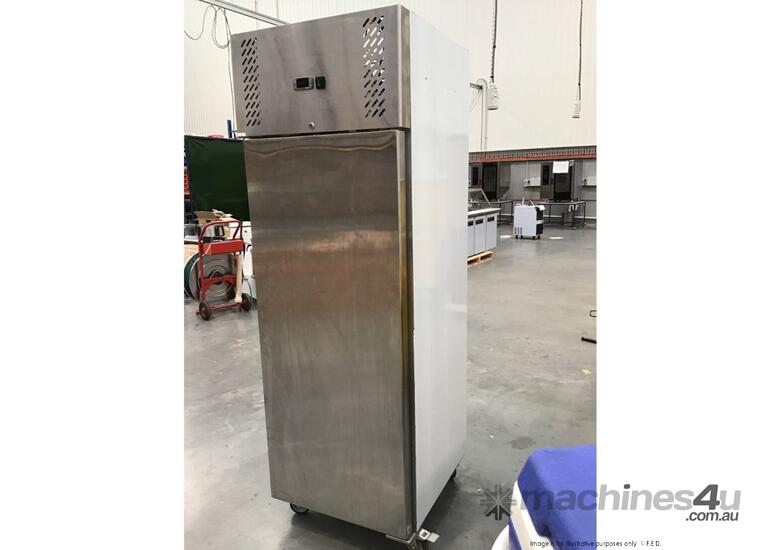 FED-X S/S Single Full Door Upright Fridge - XURC600SFV