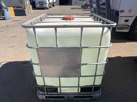 1x IBC of Adblue 1000 Litres unreserved - picture1' - Click to enlarge