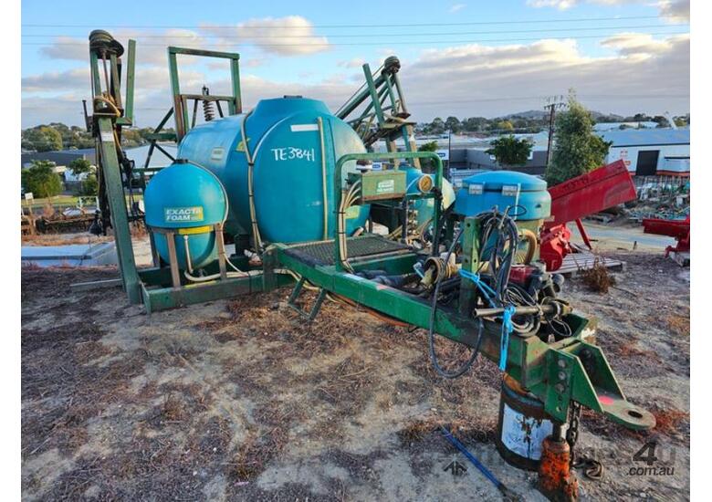 caption Goldacres Trailing Boom Sprayer - 3000 Litre Tank