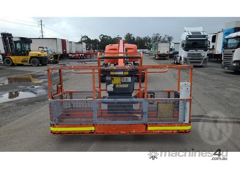 caption JLG 460sj