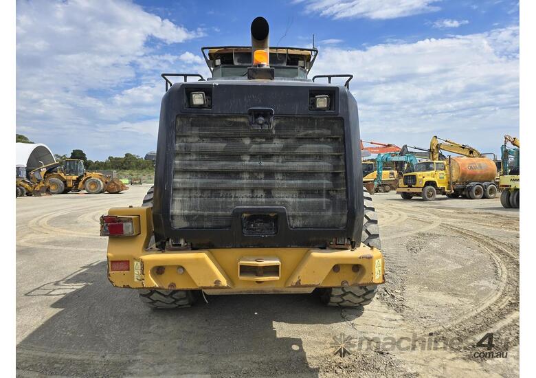 caption 2013 Caterpillar 950K