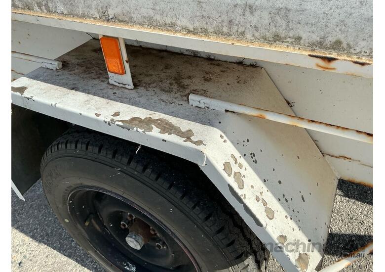 caption 2006 SAM (WA) PTY LTD Single Axle Enclosed Box Trailer