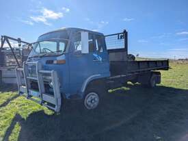 1979 Isuzu SBR 422 Tipper Truck w/ 16ft Tray - picture0' - Click to enlarge