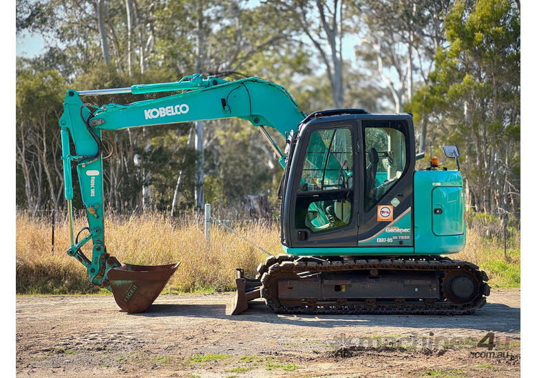 Kobelco SK75 Tracked-Excav Excavator