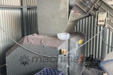 2019 Genox Granulator with Blower