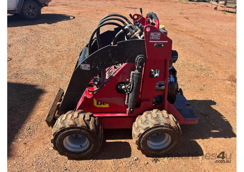 Dingo Mini Digger
