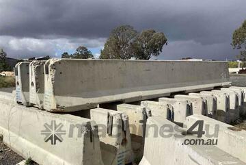 Deltabloc DB80 Concrete Jersey Barriers