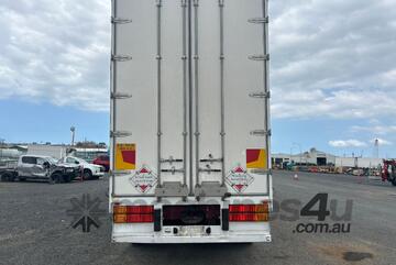 2016 Barker Tri Axle Drop Deck Curtainside B Trailer 2016 Barker Tri Axle Drop Deck Curtainside B Trailer