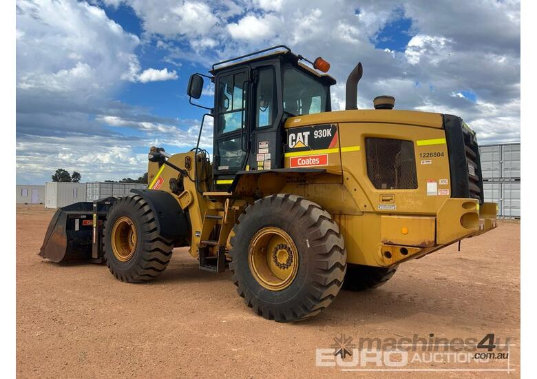 2014 CAT 930K 