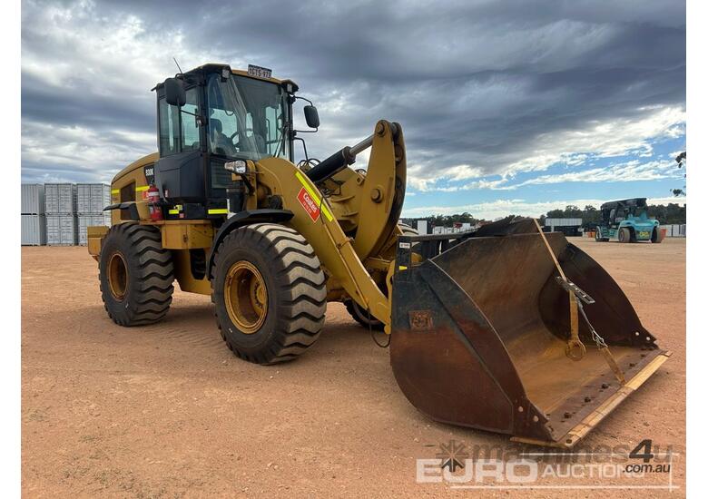 2014 CAT 930K 