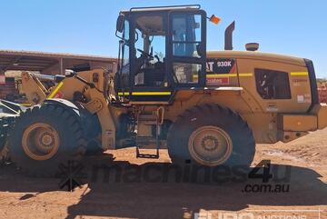 2014 CAT 930K