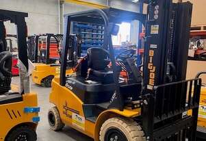 Forklift Heavy Duty 80 Volt Elect 4 Wheel Counterbalance forklift fast charge Lithium-Ion battery