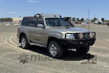 2012 NISSAN PATROL ST SIMPSON EDITION WAGON