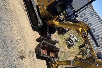 Cat Excavator 301.7