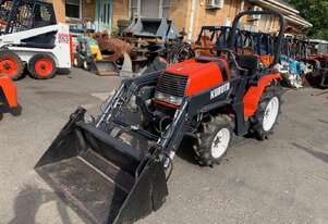 Kubota   A17 TRACTOR