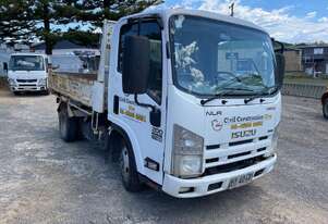 Isuzu 2014   NLR 200