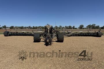 2018 NDF 24M NARROW FOLD DISC SEEDER
