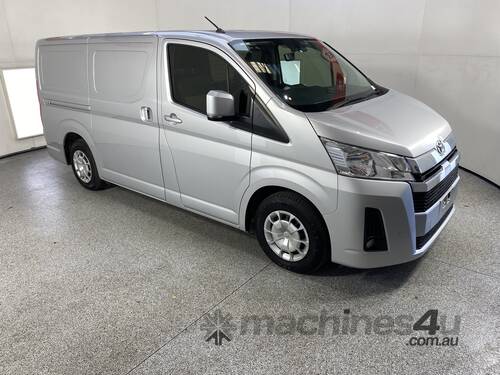 2021 Toyota Hiace  Diesel  (Ex Lease)