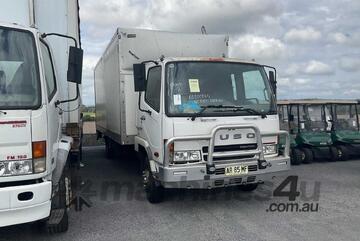 Mitsubishi Fuso Fighter Pantech