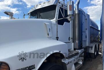 Kenworth 1997   T601 Water Cart