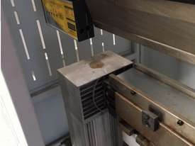 IN STOCK Speed Bend 5 axis CNC 3100 x 135 ton - picture2' - Click to enlarge