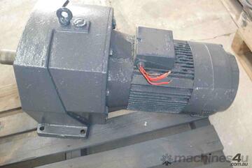 INDUSTRIAL REDUCTION BOX MOTOR/ 90RPM
