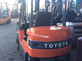 TOYOTA 7FB25 ELECTRIC FORKLIFT RUNS LIKE NEW 4.3M  - picture0' - Click to enlarge